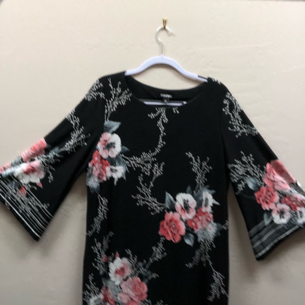 Roz & Ali Black/Pink/White  Floral Sheath Dress - Picture 7 of 16